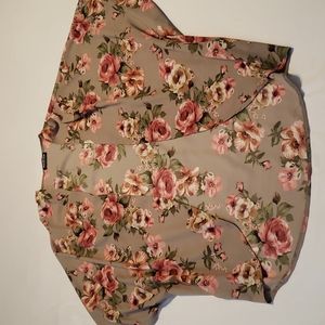 Fashion Nova Floral Kimono